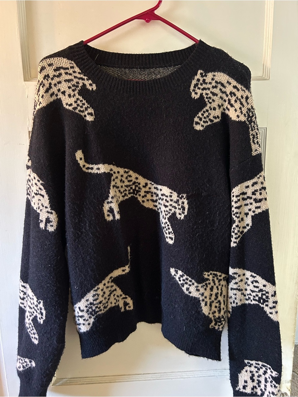 Black & Cream Leopard Motif Women's Sweater